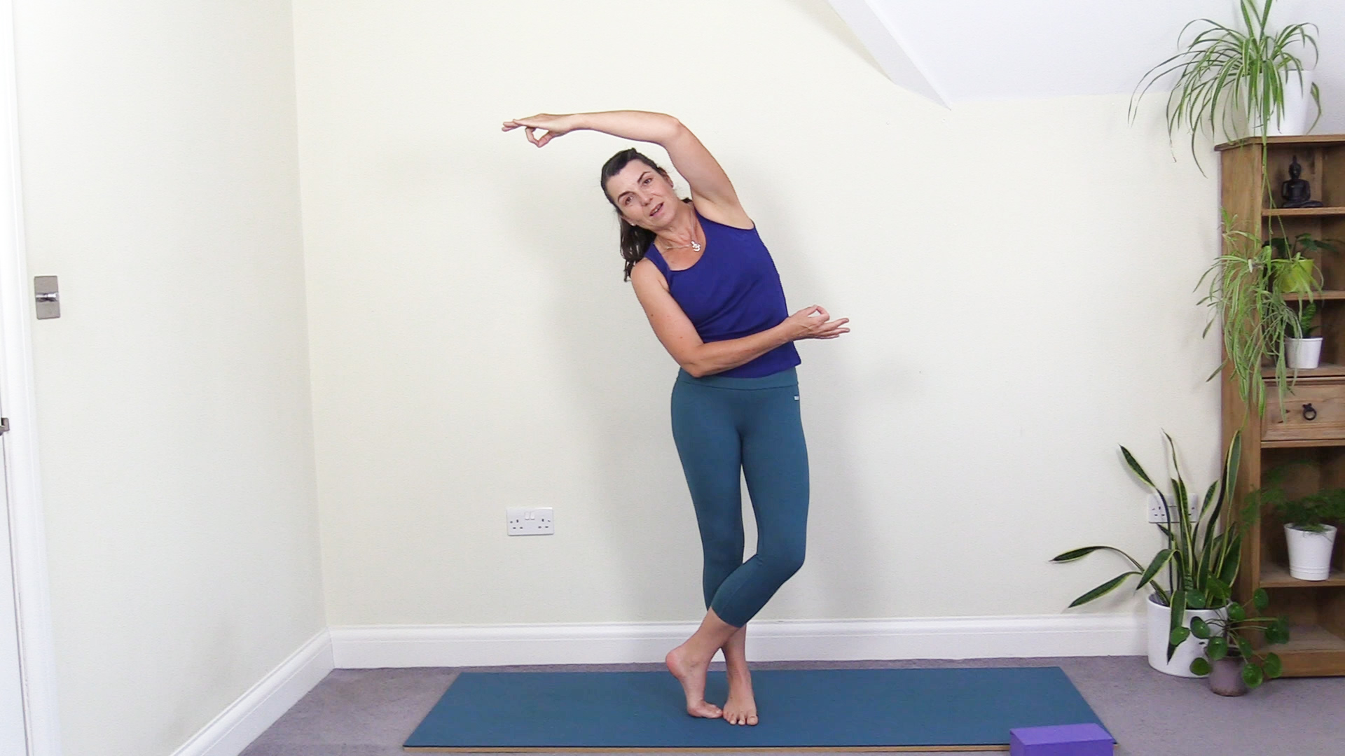 Simple Standing Balancing Sequence